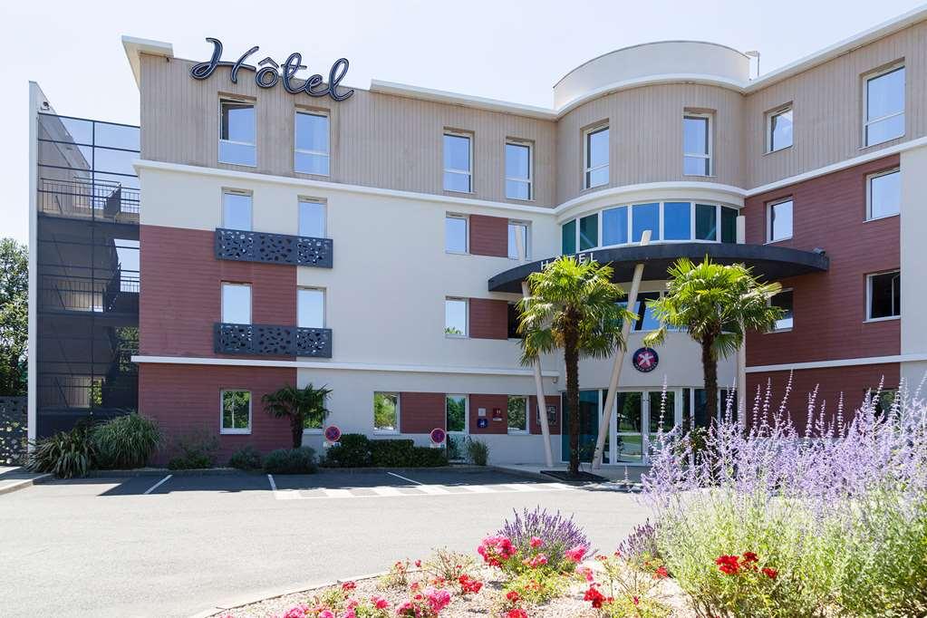 The Originals Boutique Hotel Restaurant Saint James, Montaigu-Vendee Exterior foto